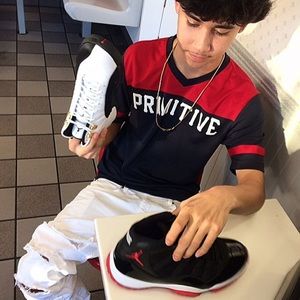 Meet your Posher, Angelo